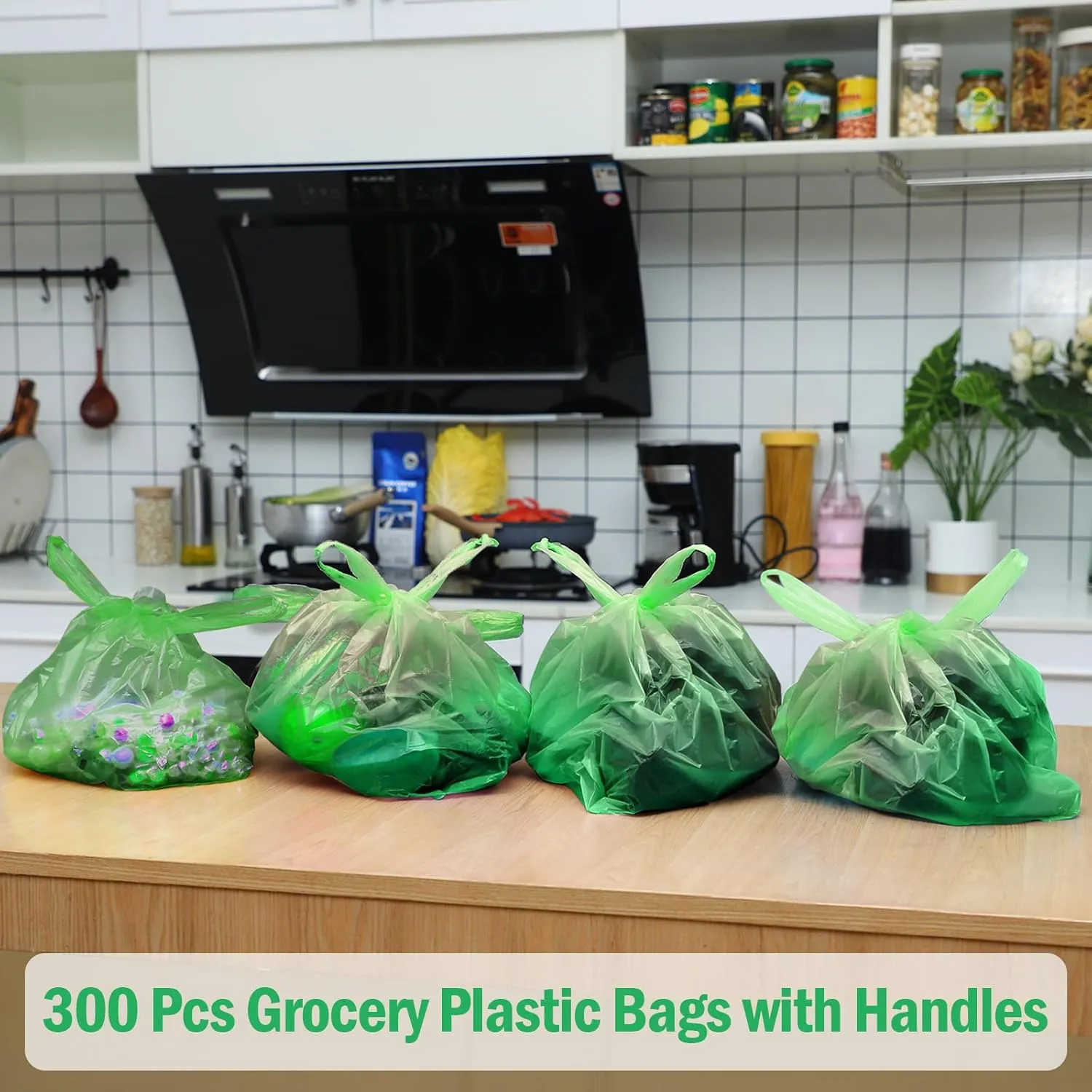 300 Pcs T Shirt Bags Bulk Plastic Shopping Grocery Retail Bags with Handles 12 x 20 Inch for Small Business, Supermarket, Restaurant(Green)