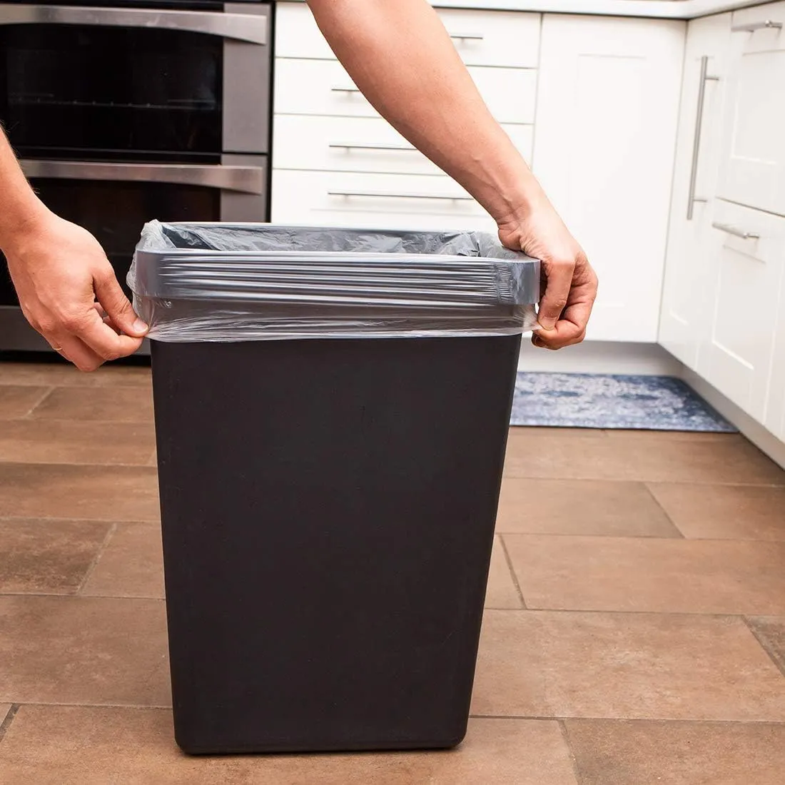 7-10 Gallon Clear Garbage Bags Medium Kitchen Trash Bags Large Plastic Wastebasket Trash Can Liners for Home and Office Bins, 200 Count (Fits 7 Gallon, 8 Gallon, 9 Gallon and 10 Gallon Bins)