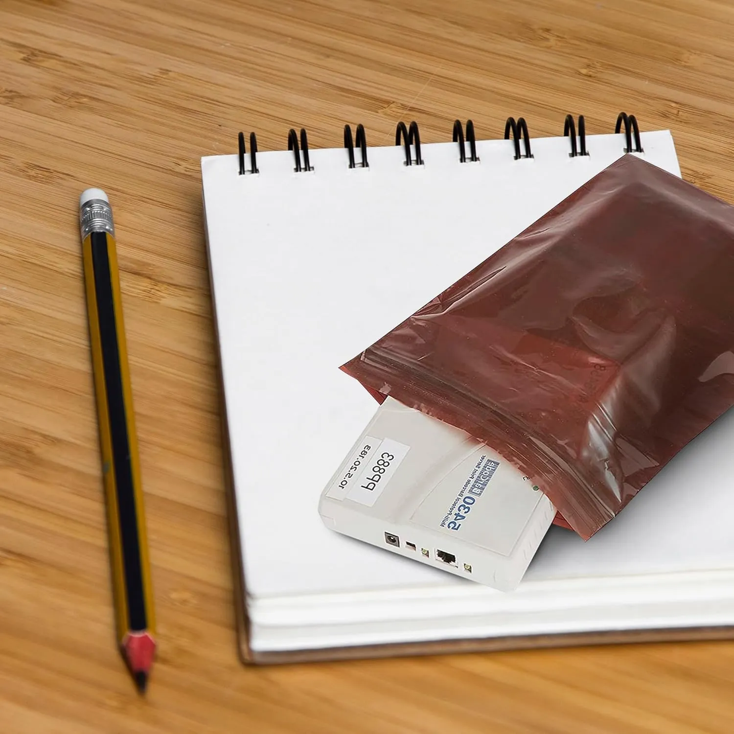 APQ Amber Zip Bags for Packaging, 4 x 6 inch. Pack of 100 Plastic Zip Baggies 3 Mil Thick. Water Resistant Reclosable Plastic Bags with Zipper Closure for Travel, Storage, Packaging and Shipping