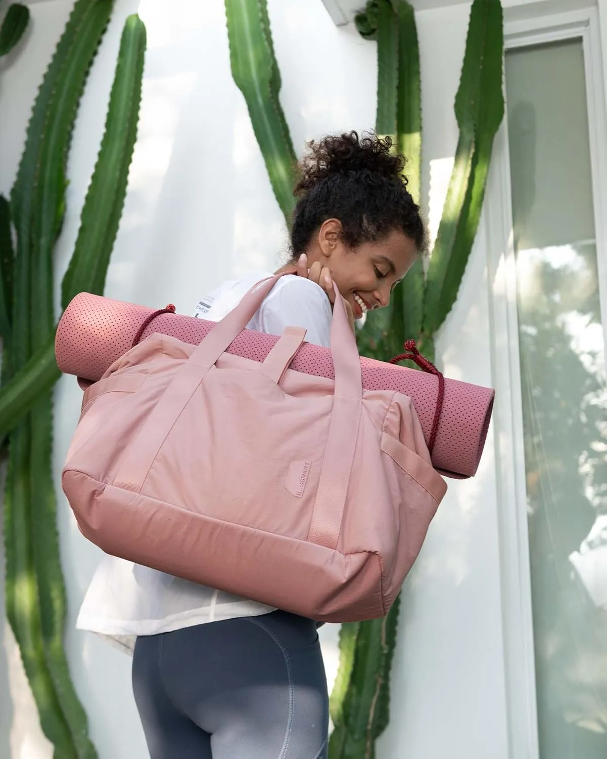 BAGSMART BAGSMART Gym Bag for Women, Carry on Weekender Overnight Travel Duffel Bags with Trolley Sleeve, Personal Item Travel Bag Tote Workout Dance Bag(Dark Pink-Large)