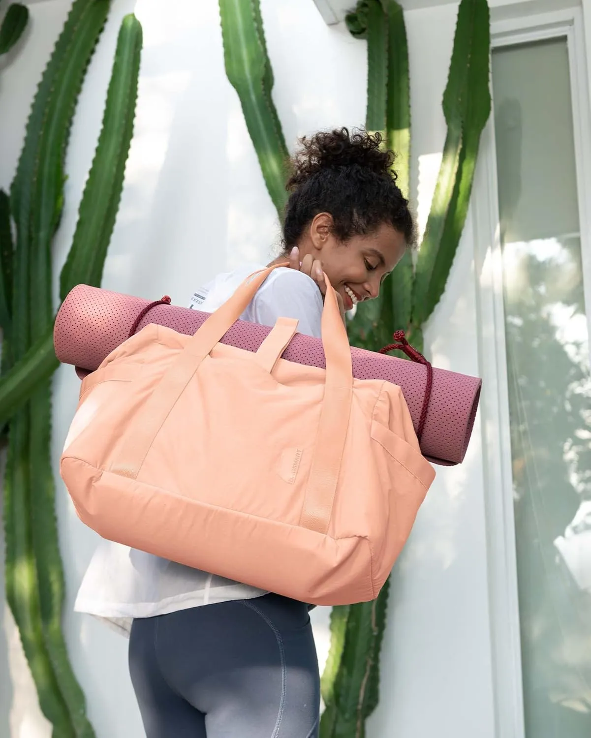 BAGSMART BAGSMART Gym Bag for Women, Carry on Weekender Overnight Travel Duffel Bags with Trolley Sleeve, Personal Item Travel Bag Tote Workout Dance Bag(Orange,Medium)
