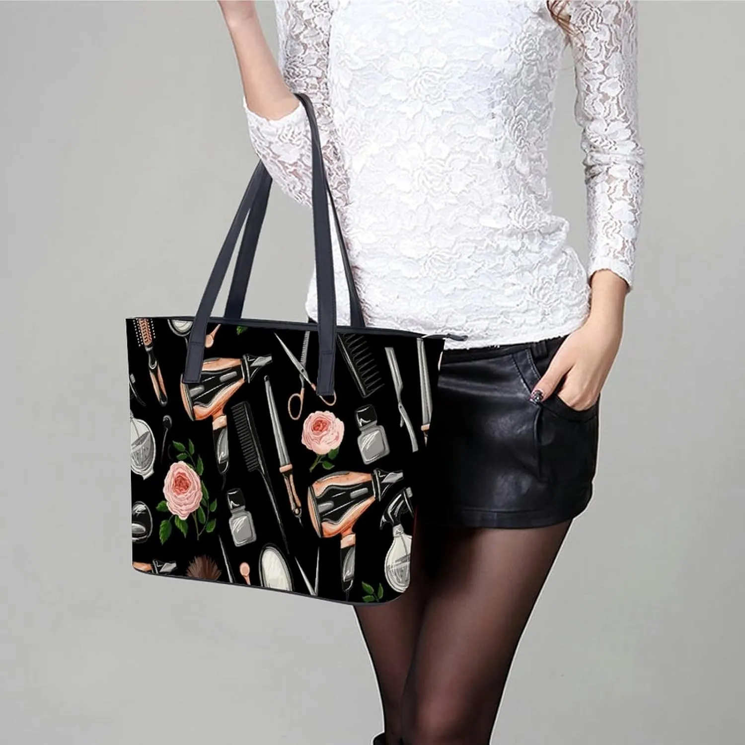 Blue And White Floral Toile Leather Handbag Smooth Wrinkle Resistant Lightweight And Convenient