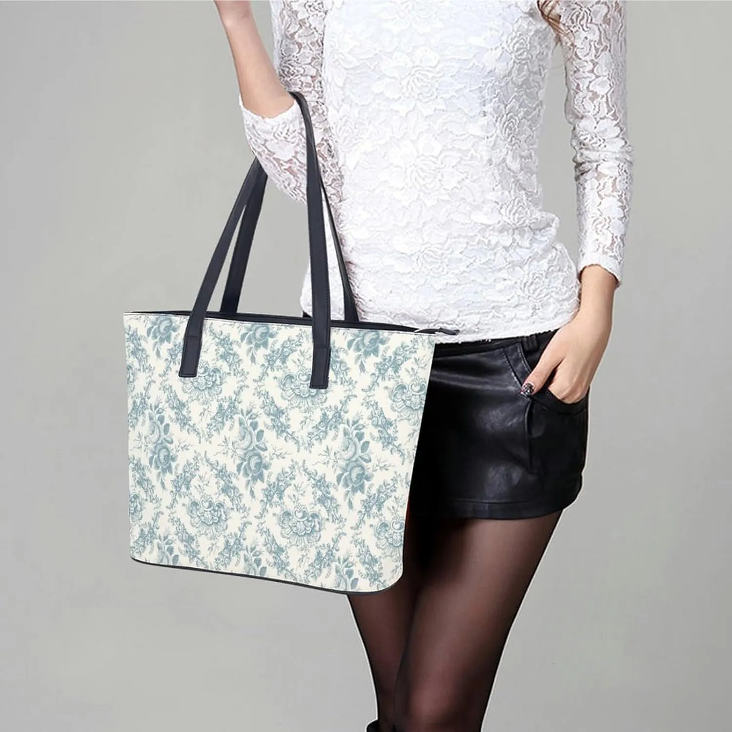 Blue And White Floral Toile Leather Handbag Smooth Wrinkle Resistant Lightweight And Convenient