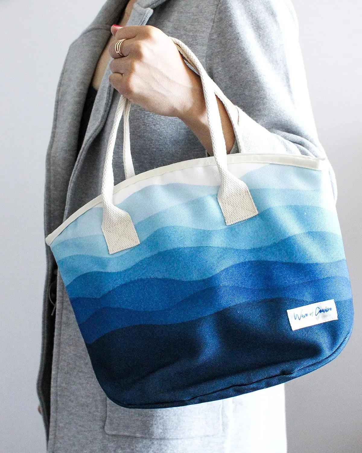 Insulated Recycled Plastic Medium Lunch Bag - 8 Can Capacity, Whale