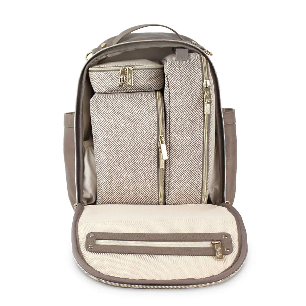 Itzy Ritzy Packing Cubes for Travel – Set of 3 Packing Cubes or Travel Organizers; Each Cube Features a Mesh Top, Double Zippers and a Fabric Handle (Taupe)