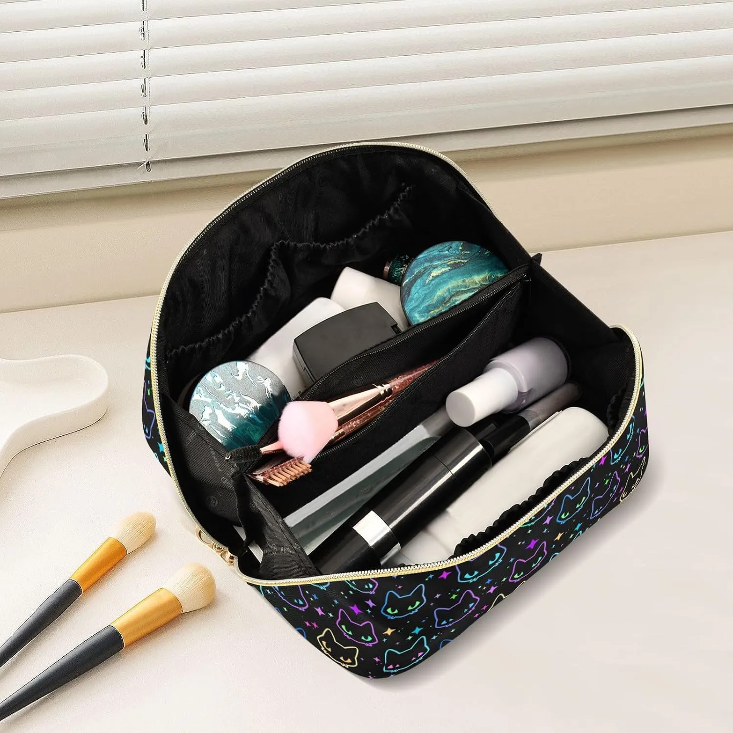 Makeup Organizer Bag, Colorful Neon Cat Heads Travel Makeup Bags Makeup Vanity Case Large Capacity Rhombus Cosmetic Toiletry Bag for Girl Women Ladies