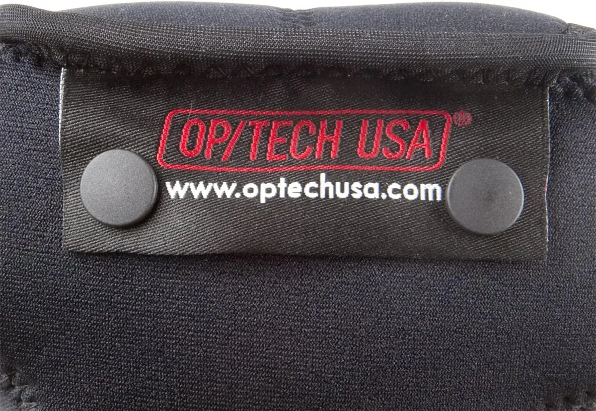 OP/TECH USA Soft Pouch – Compact digital camera case, lightweight accessories pouch, sleek neoprene sleeve for DSLR, perfect for backpacks & travel – durable protection in style D-Zoom| Black
