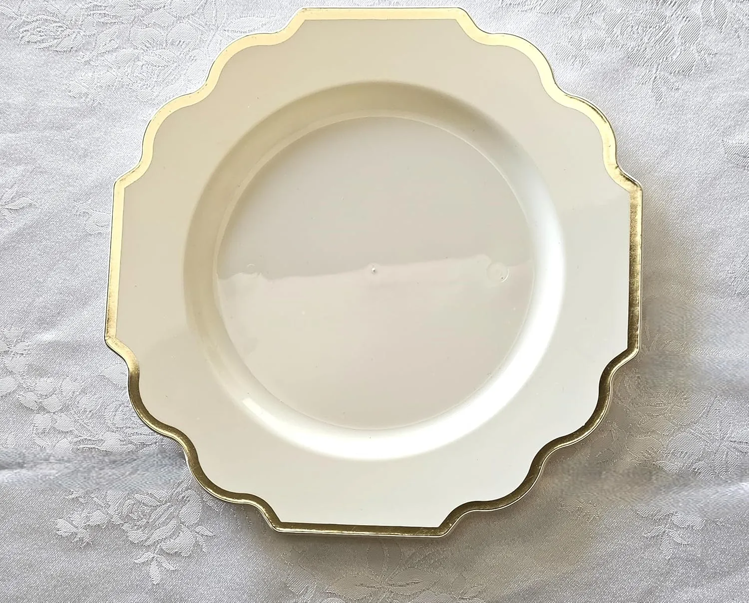 " OCCASIONS " 120 Plates Pack,(60 Guests) Heavyweight Wedding Party Disposable Plastic Plates Set -60 x 10.5'' Dinner   60 x 8'' Salad/Dessert Plate (Imperial Ivory & Gold)