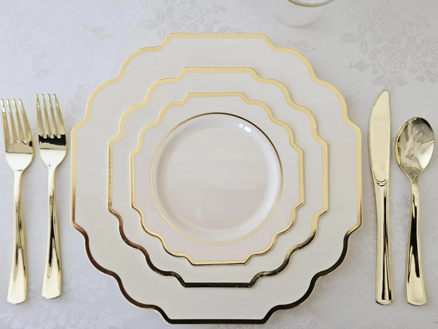 " OCCASIONS " 120 Plates Pack,(60 Guests) Heavyweight Wedding Party Disposable Plastic Plates Set -60 x 10.5'' Dinner   60 x 8'' Salad/Dessert Plate (Imperial Ivory & Gold)