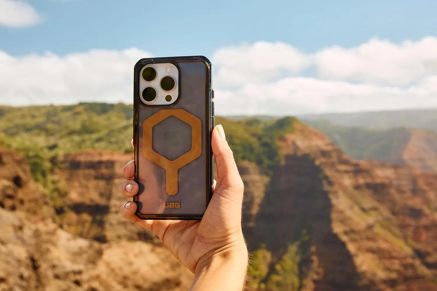 URBAN ARMOR GEAR UAG Designed for iPhone 16 Pro Case 6.3" Plyo - Compatible with MagSafe Charging Rugged Slim Anti-Yellowing Transparent Clear Shockproof Military Grade Protective Cover, Black/Bronze