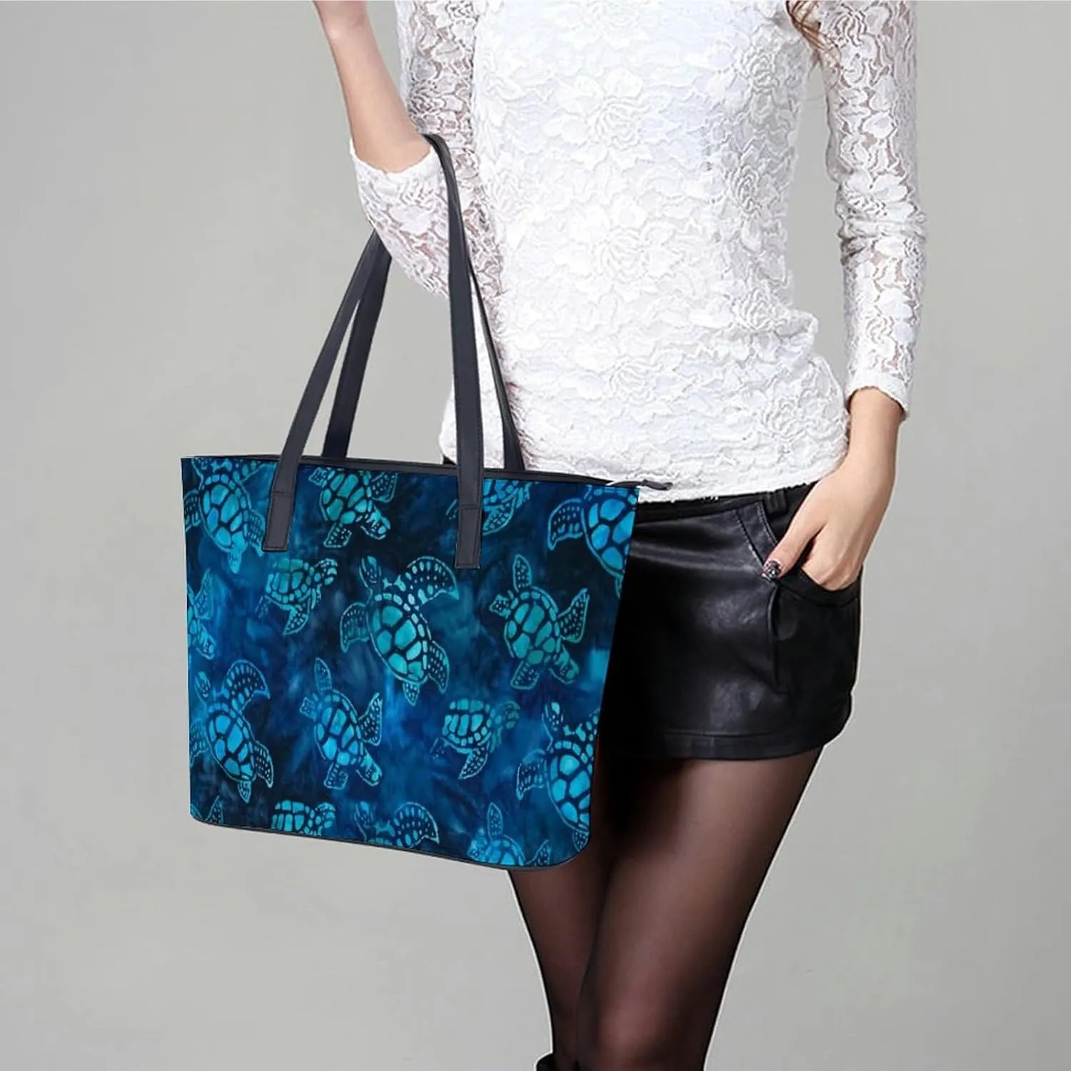 Western Sausage Dog Leather Handbag Smooth Wrinkle Resistant Lightweight And Convenient